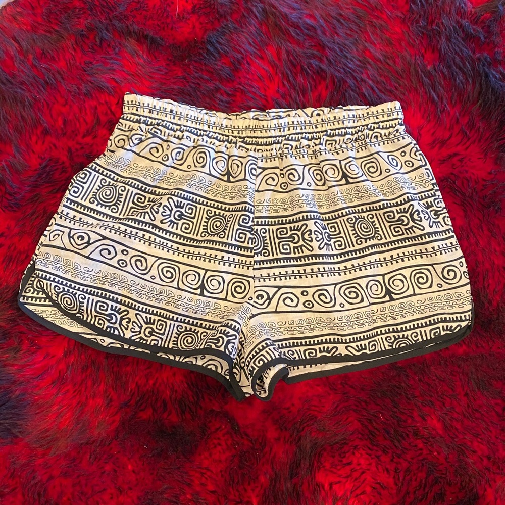 running shorts type shorts